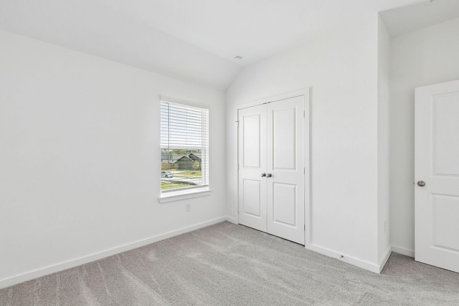 Spacious, unfurnished interior of a new home in Windcress, Cove (Image 28).