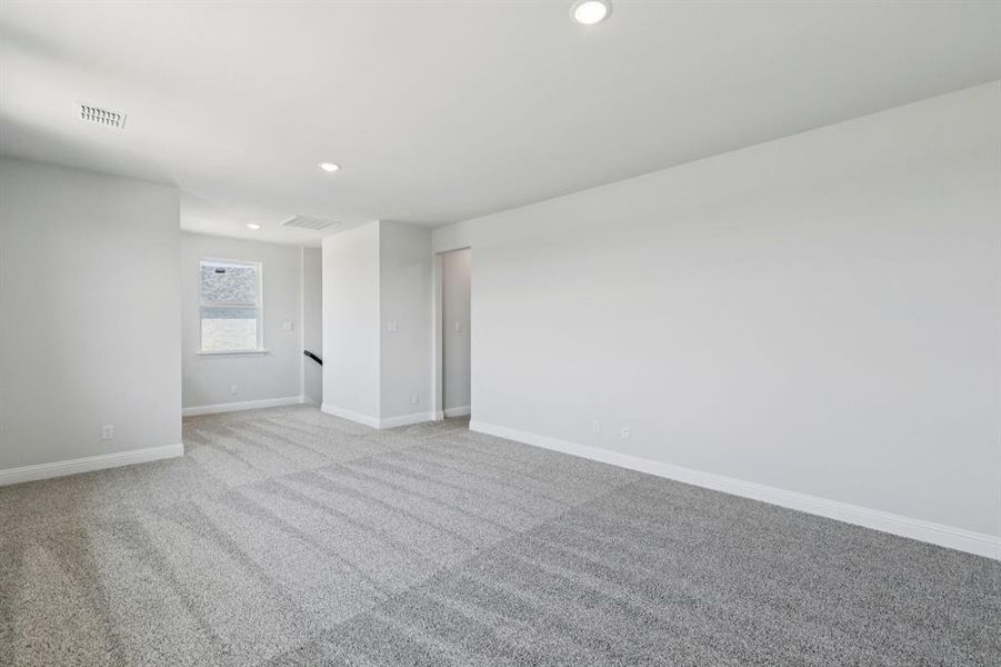 Spacious, unfurnished interior of a new home in Bellagio, Forney (Image 24). Spacious, unfurnished interior of a new home in Bellagio, Forney (Image 24).