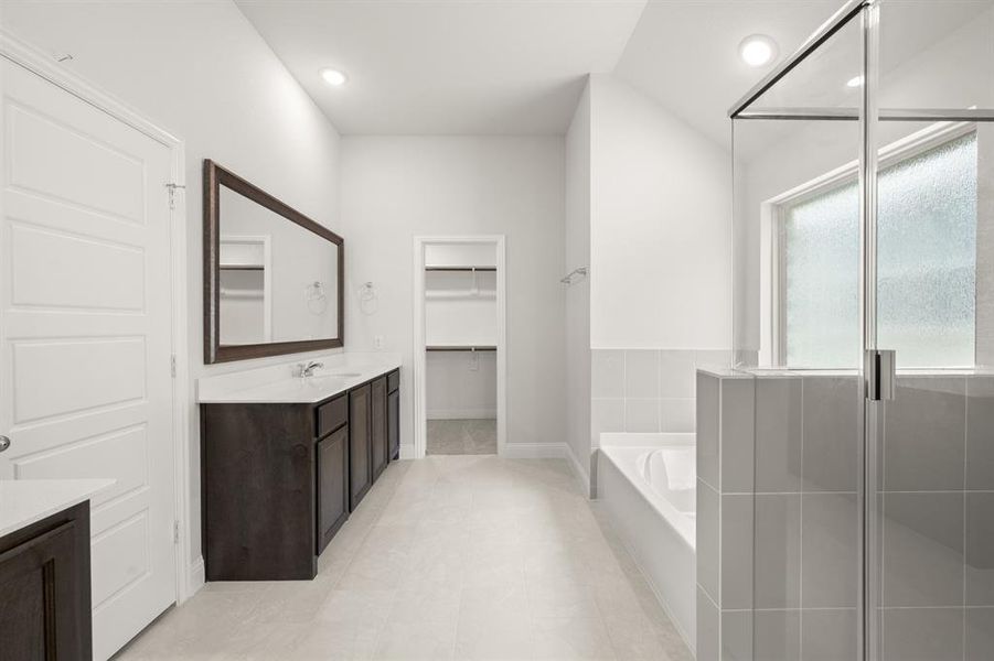 228 Shepards- Primary Suite-3