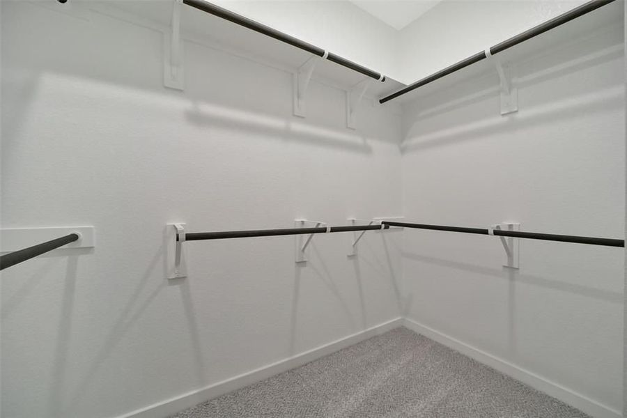 Spacious, unfurnished interior of a new home in Sunterra, Katy (Image 97). Spacious, unfurnished interior of a new home in Sunterra, Katy (Image 97).