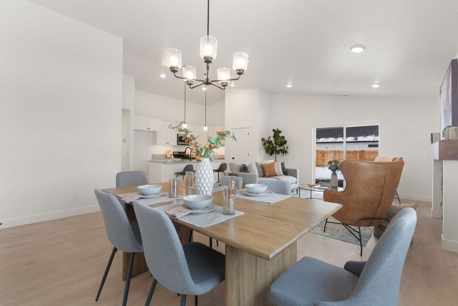 Representative furnished interior of a home built from the Sycamore - IronHorse by MonteVista Homes in IronHorse, Prineville (Image 12).