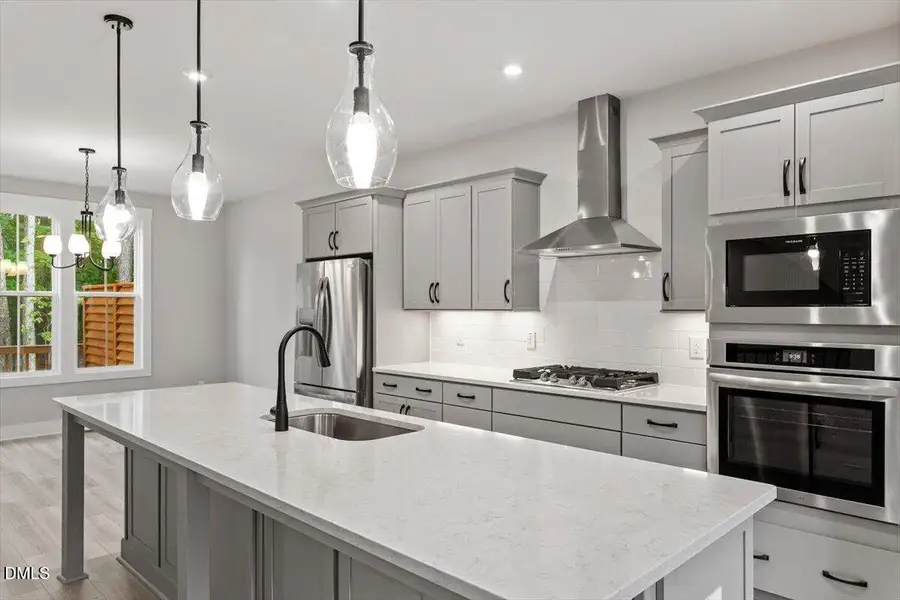 19-1111 Blackthorn Lane #9 [2248454]_19