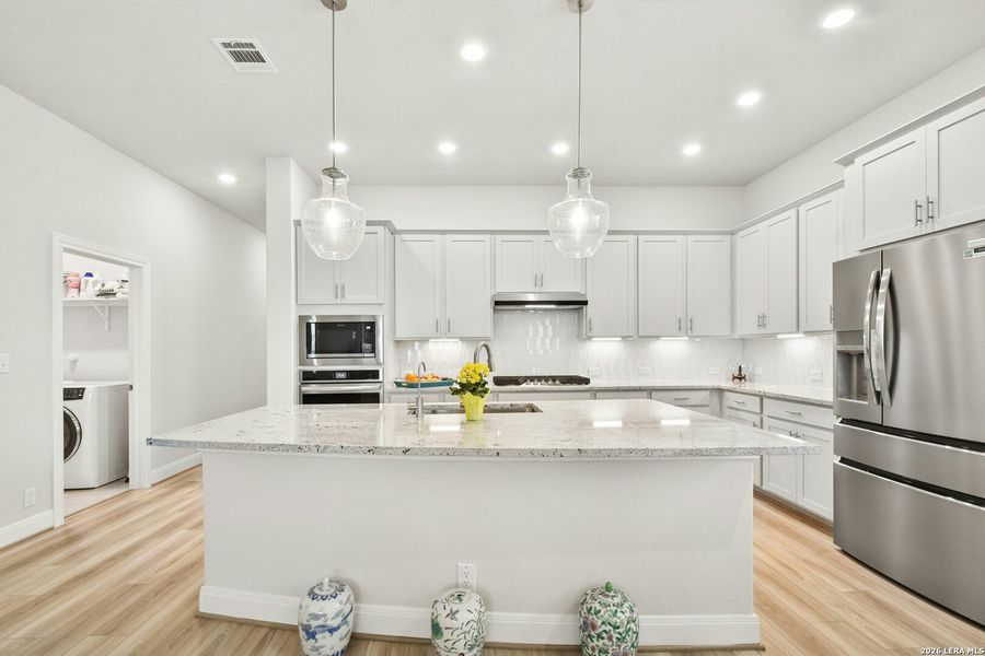 Furnished interior view inside a new home in The Crossvine 45’, Schertz (Image 16).