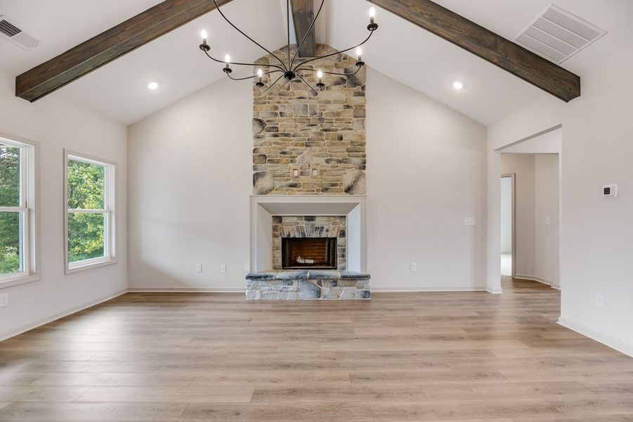 Spacious, unfurnished interior of a new home in Parmer Farms, Roopville (Image 22).