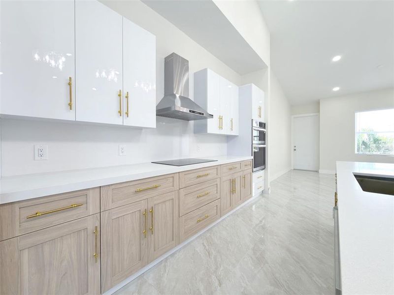 Furnished interior view inside a new home in , Port Charlotte (Image 8).