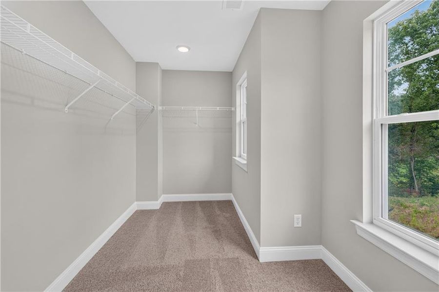 Spacious, unfurnished interior of a new home in Villas at Dawsonville, Dawsonville (Image 38).