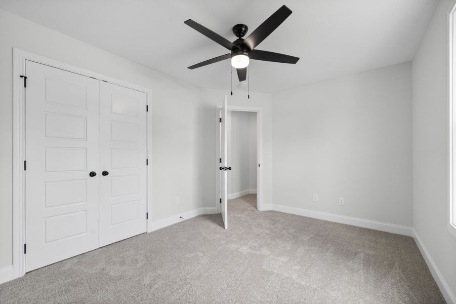 Spacious, unfurnished interior of a new home in New Hope Estates, Clarksville (Image 19).