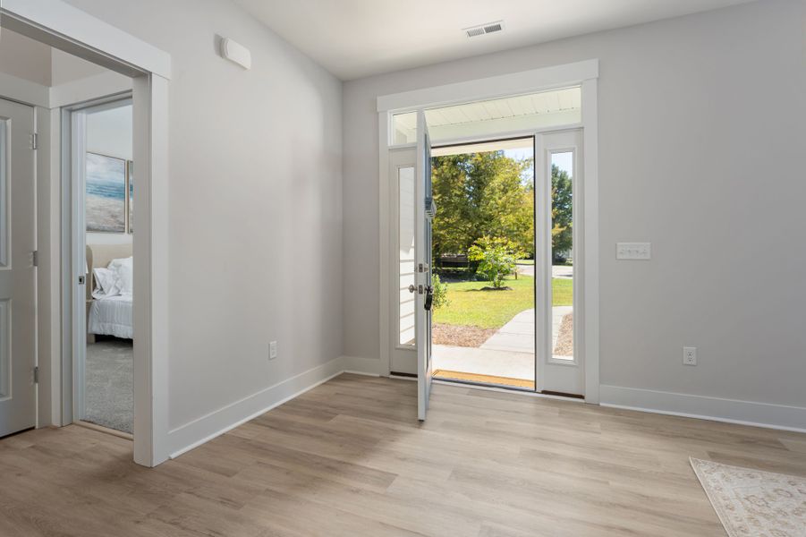 Spacious, unfurnished interior of a new home in The Bluffs at Lake Waccamaw, Lake Waccamaw (Image 22).