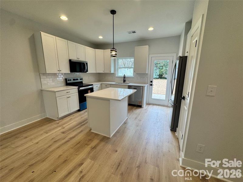 Furnished interior view inside a new home in , Gastonia (Image 9).