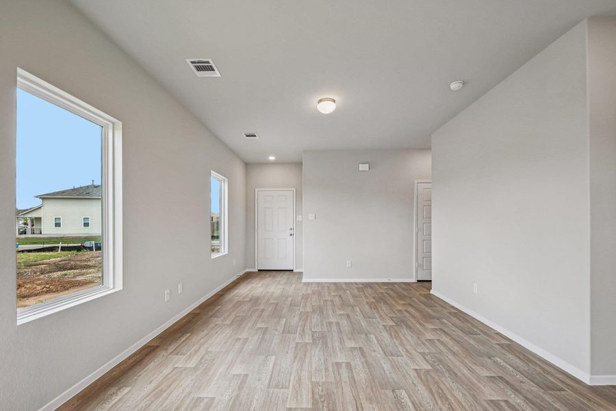 Spacious, unfurnished interior of a new home in Hymeadow, Maxwell (Image 25).