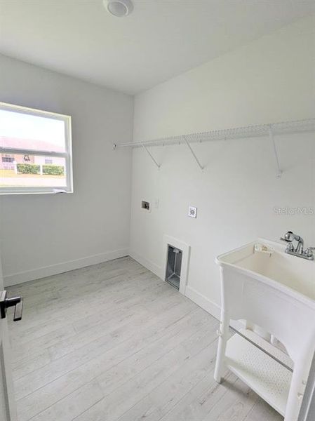 Image 16 of a home in .