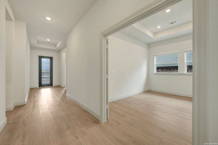 Spacious, unfurnished interior of a new home in Windsong - Reserve Series, Boerne (Image 41). Spacious, unfurnished interior of a new home in Windsong - Reserve Series, Boerne (Image 41).