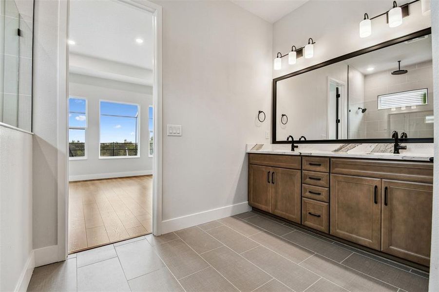 Furnished interior view inside a new home in Palmera Wellen Park - Classic Series, Venice (Image 7).