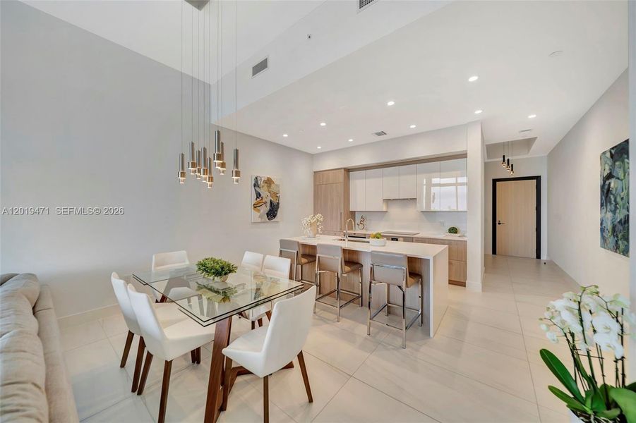 Furnished interior view inside a new home in , Fort Lauderdale (Image 20).