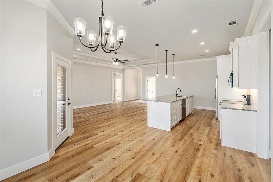 Spacious, unfurnished interior of a new home in , Mabank (Image 24).