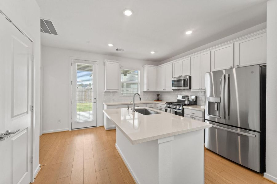 Image 10 of a home in Mason Woods 40s. Image 10 of a home in Mason Woods 40s.