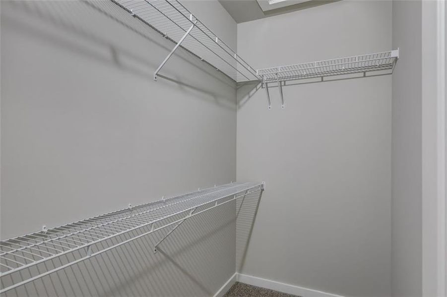 Spacious, unfurnished interior of a new home in , Tallapoosa (Image 17).