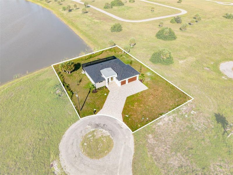 Community amenities in , Placida (Image 61).
