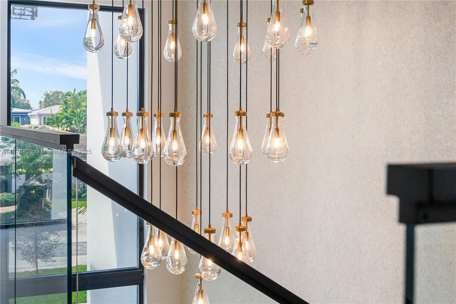 Image 36 of a home in .