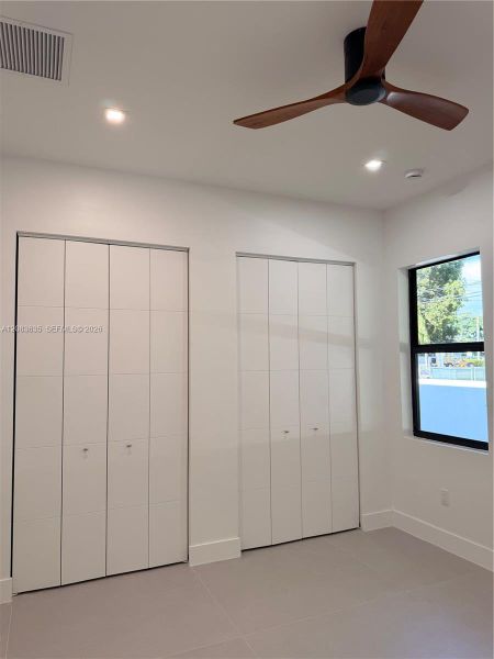 Spacious, unfurnished interior of a new home in , Miami (Image 18).
