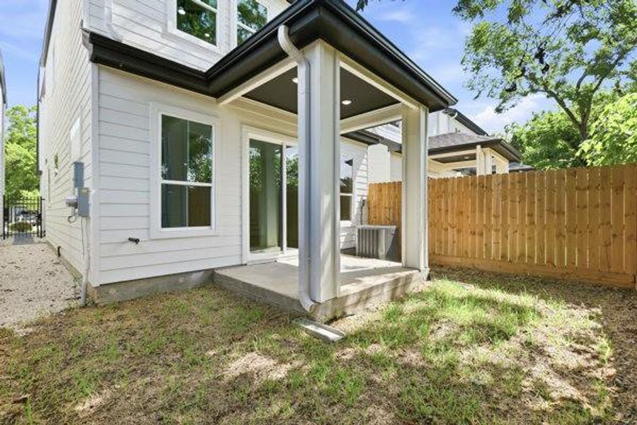 Exterior details and patio area of a home in , Houston (Image 4).