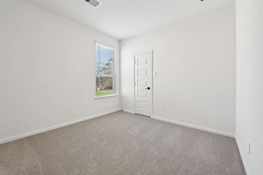 Spacious, unfurnished interior of a new home in Pinewood Trails - Luxe Series, Atascocita (Image 36). Spacious, unfurnished interior of a new home in Pinewood Trails - Luxe Series, Atascocita (Image 36).