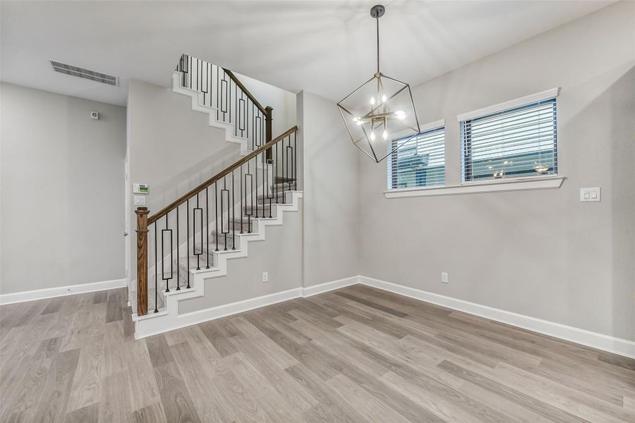 Spacious, unfurnished interior of a new home in , Richmond (Image 13).