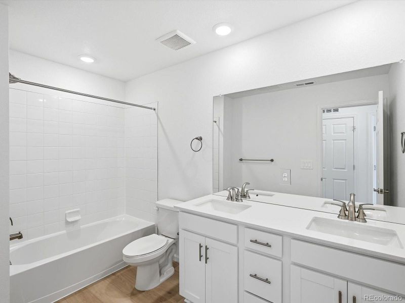 Furnished interior view inside a new home in Three Hills, Morrison (Image 14). Furnished interior view inside a new home in Three Hills, Morrison (Image 14).