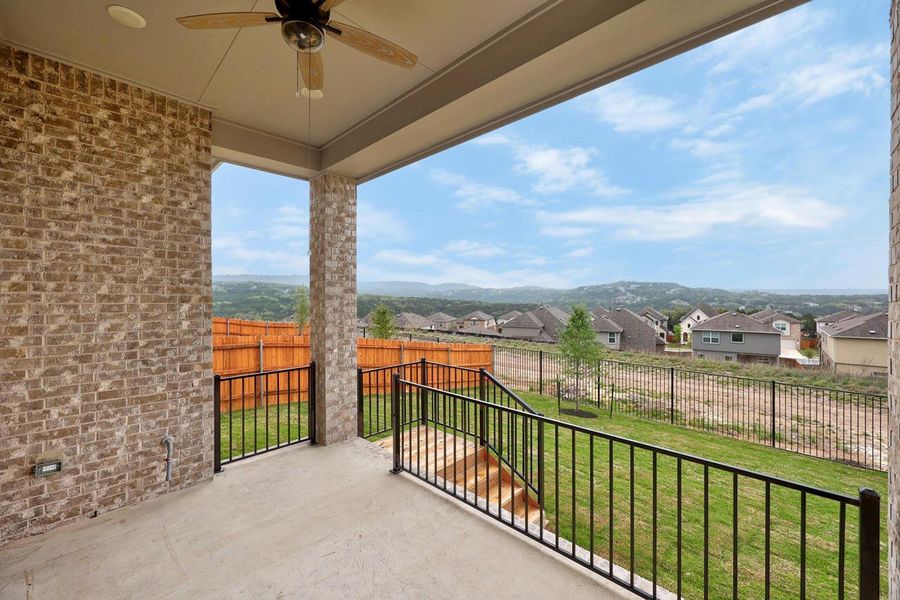 Image 20 of a home in Lakeside at Tessera on Lake Travis.
