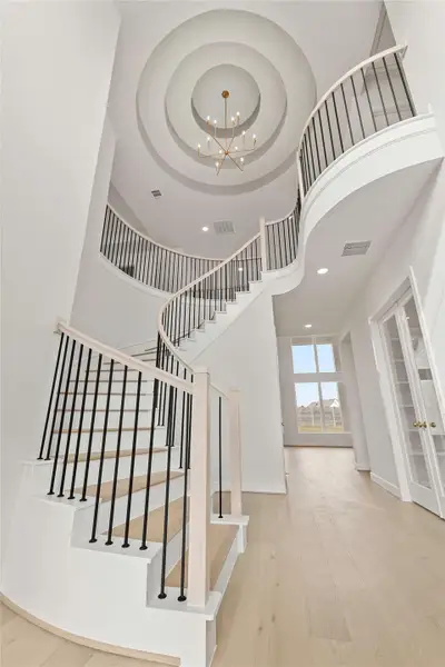 Spacious, unfurnished interior of a new home in ARTAVIA®, Conroe (Image 13).