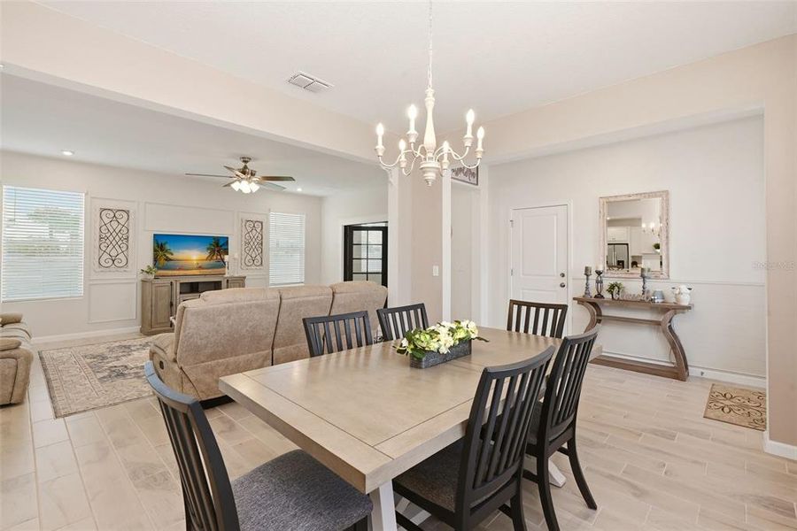 Furnished interior view inside a new home in Meadowlark Landing, Apopka (Image 15). Furnished interior view inside a new home in Meadowlark Landing, Apopka (Image 15).