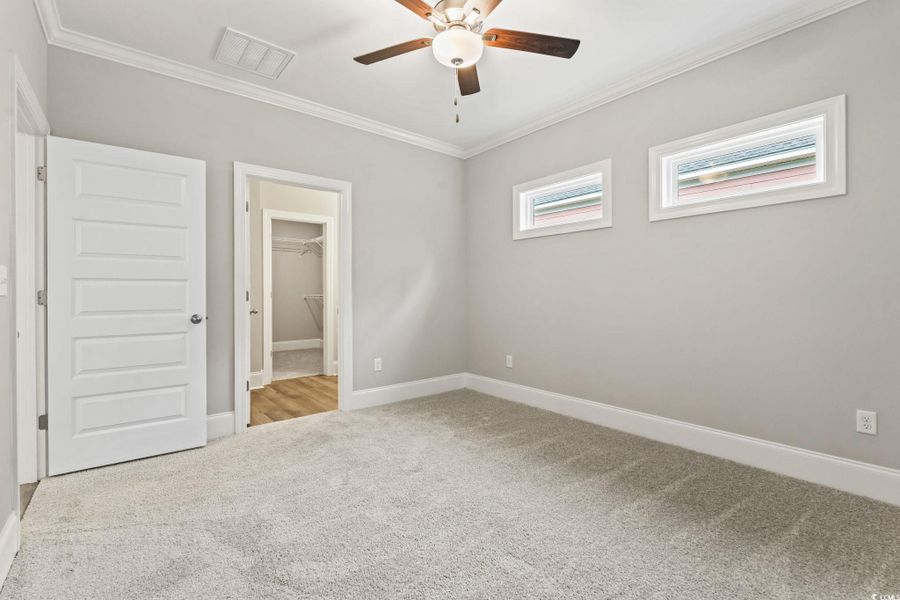 Spacious, unfurnished interior of a new home in White Oak Estates, Conway (Image 27).