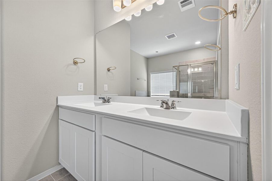 Furnished interior view inside a new home in Cypress Green, Hockley (Image 8).