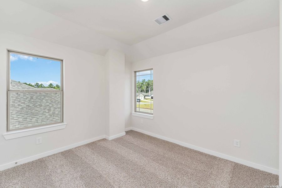 Spacious, unfurnished interior of a new home in Katzer Ranch, Converse (Image 22).