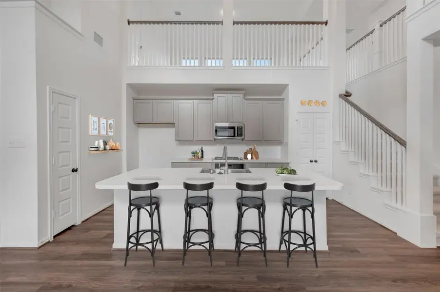 Chef-worthy island kitchen