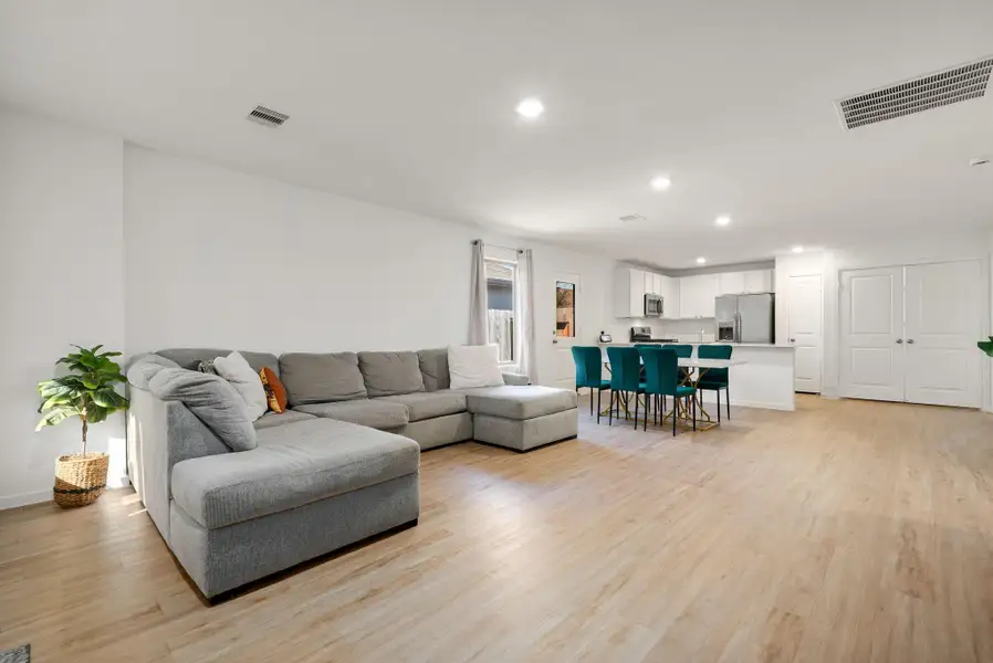 Furnished interior view inside a new home in Ladera Trails, Conroe (Image 6).
