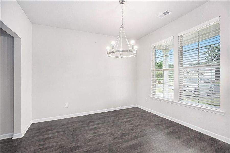 Spacious, unfurnished interior of a new home in Vineyard Park, Griffin (Image 11).
