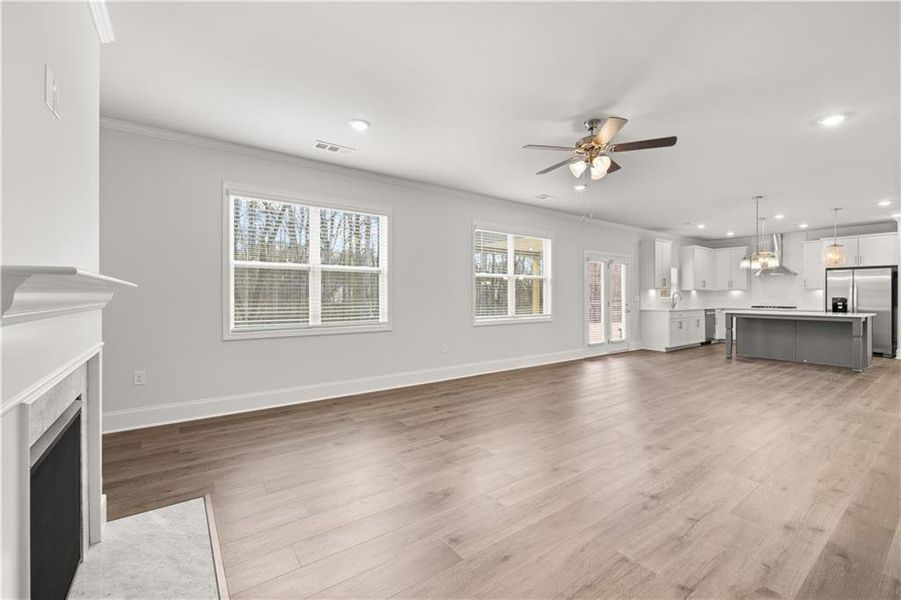 Spacious, unfurnished interior of a new home in Holland Estates, Powder Springs (Image 45). Spacious, unfurnished interior of a new home in Holland Estates, Powder Springs (Image 45).