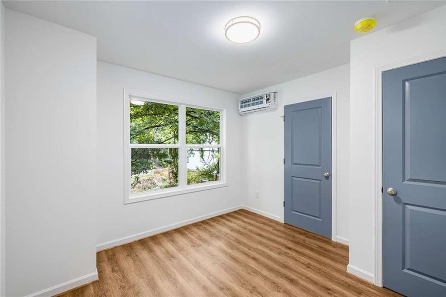 Spacious, unfurnished interior of a new home in , Atlanta (Image 13). Spacious, unfurnished interior of a new home in , Atlanta (Image 13).