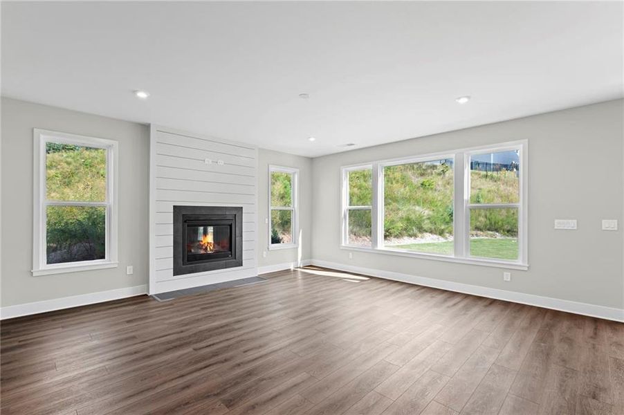 Spacious, unfurnished interior of a new home in Twin Lakes, Hoschton (Image 13).