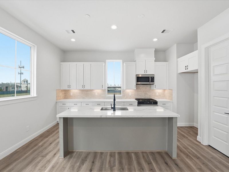 Furnished interior view inside a new home in Uptown District, Houston (Image 5).
