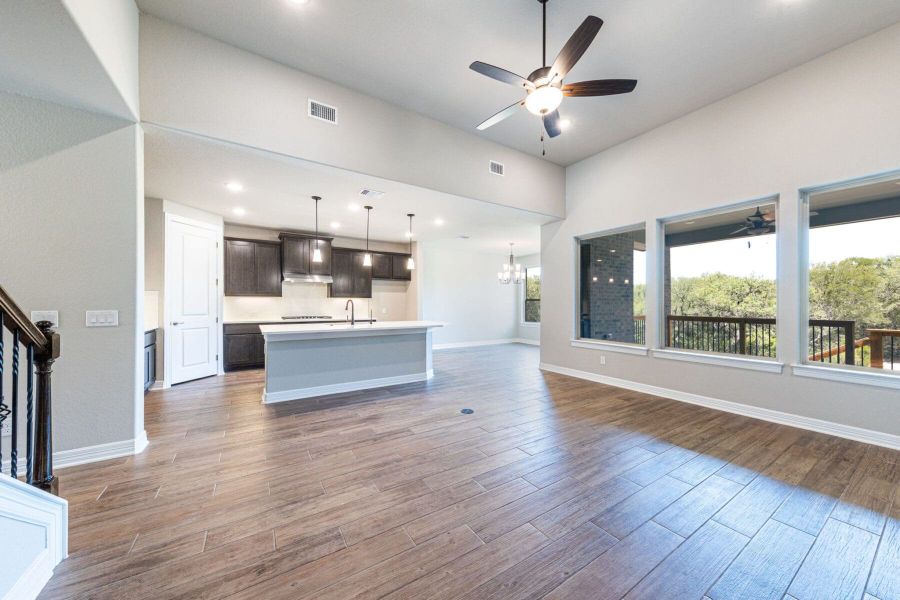 22-web-or-mls-SQFT-0132