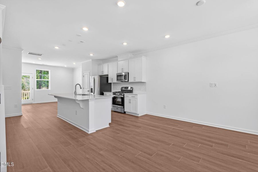13_3212_Gypsum_Dr_Durham_NC_27703-Kitche
