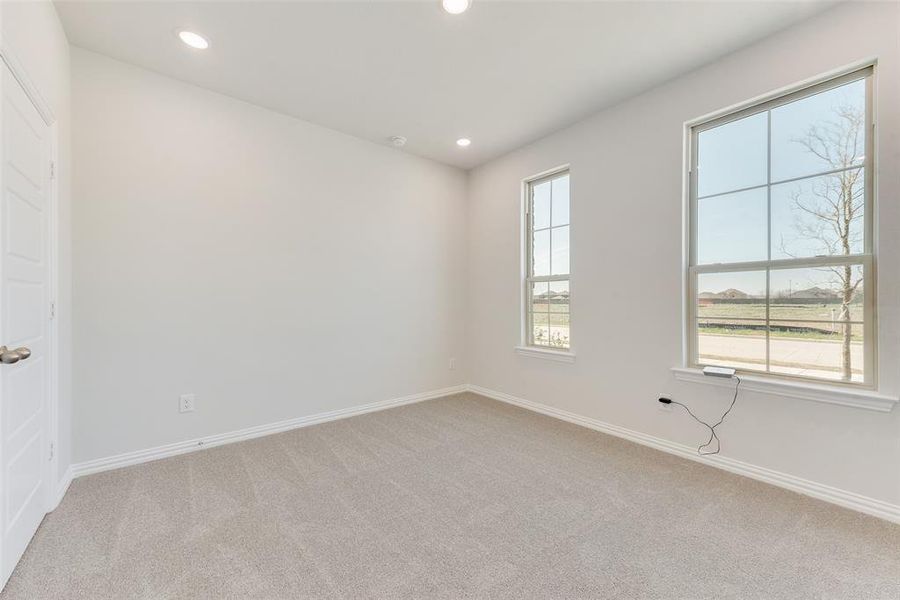 Spacious, unfurnished interior of a new home in Valencia On The Lake, Little Elm (Image 32).