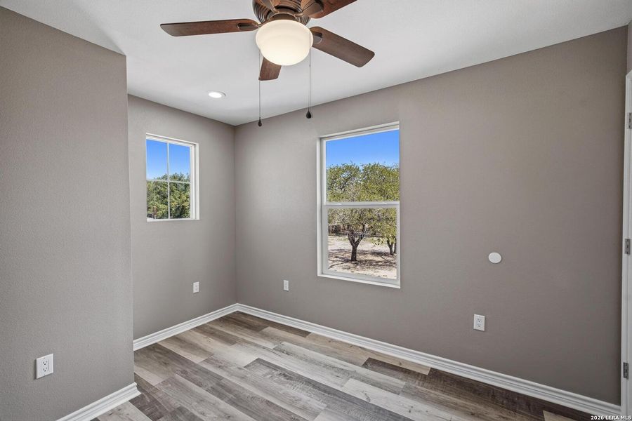 Spacious, unfurnished interior of a new home in , San Antonio (Image 27).