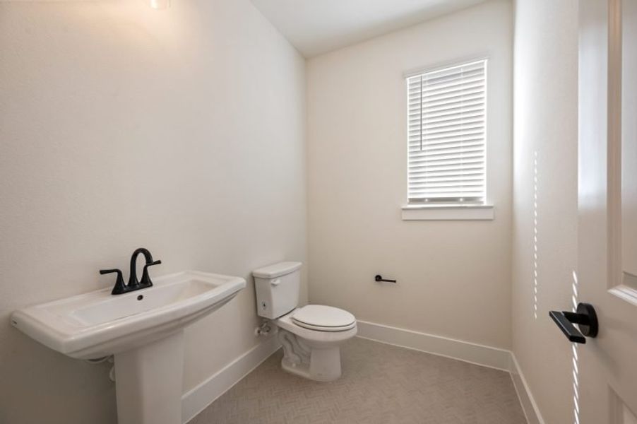 Furnished interior view inside a new home in Chelsea Commons, Allen (Image 3). Furnished interior view inside a new home in Chelsea Commons, Allen (Image 3).