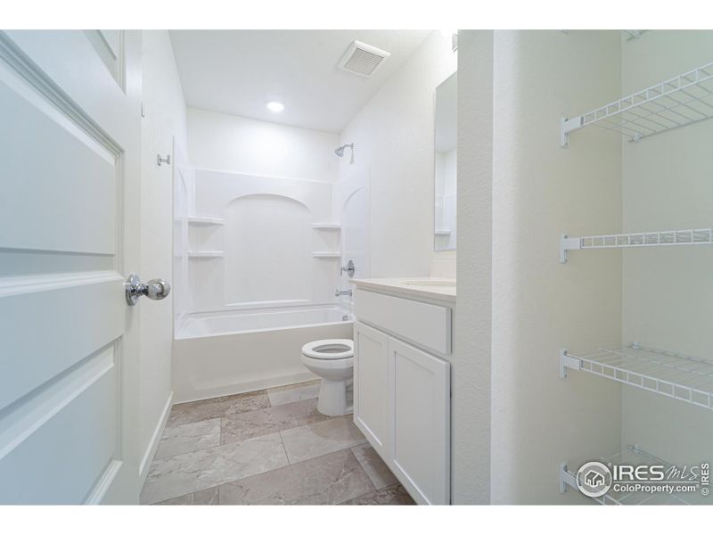 Image 20 of a home in Sage Meadows.