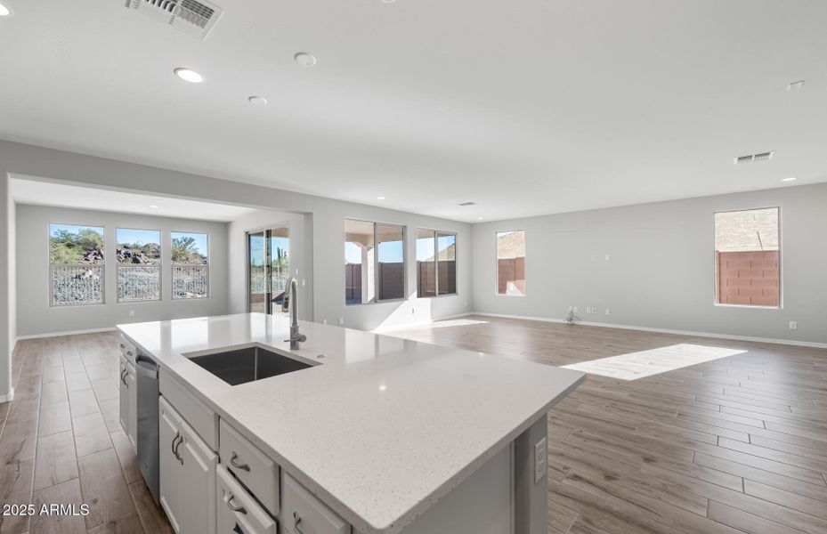 Kitchen/Cafe/Gathering Room