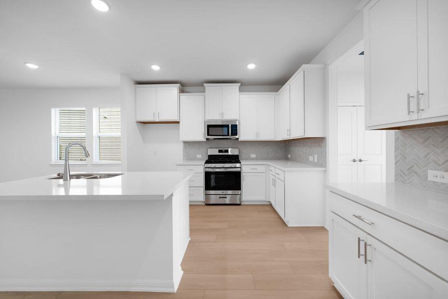 536 Emory Crossing Boulevard ~ Ready Now