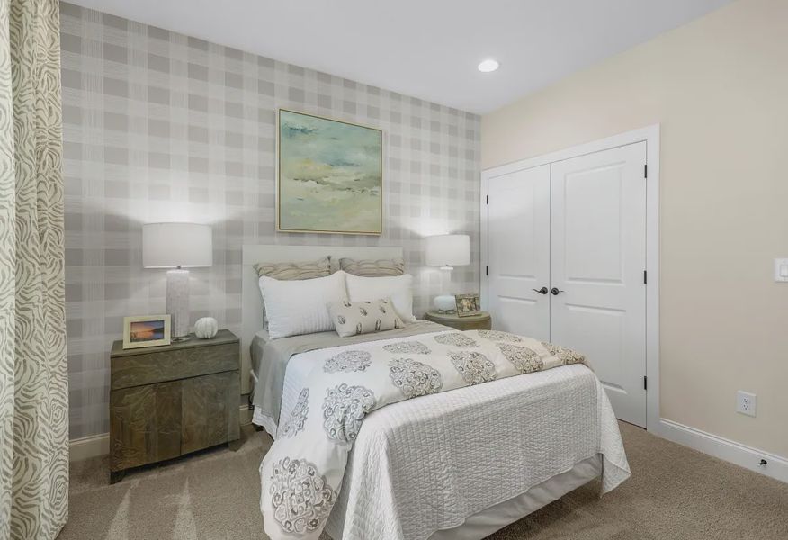 Guest Bed - 28 of 37 Guest Bed - 28 of 37